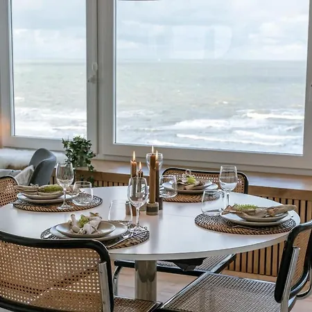 Апартаменты Huswell - Beautiful Seaview With Private Garage